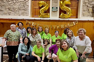 El Centro de la Mujer de Mula celebra su 25 aniversario con una emotiva jornada de convivencia.