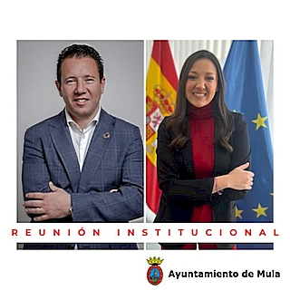 El alcalde traslada a la Consejería de Cultura, Turismo, Juventud y Deporte las prioridades estratégicas de Mula en patrimonio, financiación, juventud y deporte