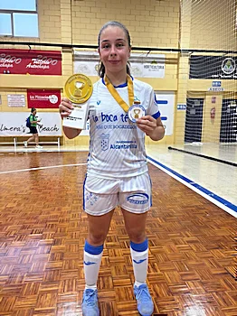 Paula Sevilla Palazón convocada con la Selección Murciana Sub-16 de Fútbol Sala.