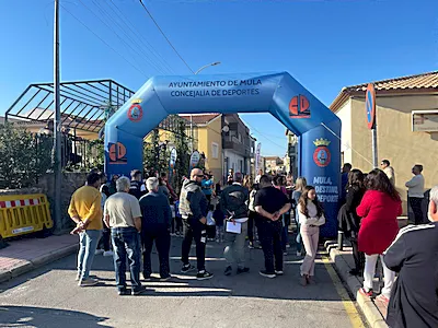 El parque de Fuente Librilla acoge con gran éxito la décima edición de la Carrera Solidaria Infantil a beneficio de la Asociación Hippocampus