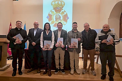 La cofradía de Jesús Resucitado presenta la veintiún edición de su revista 'Tras las Huellas del Resucitado'